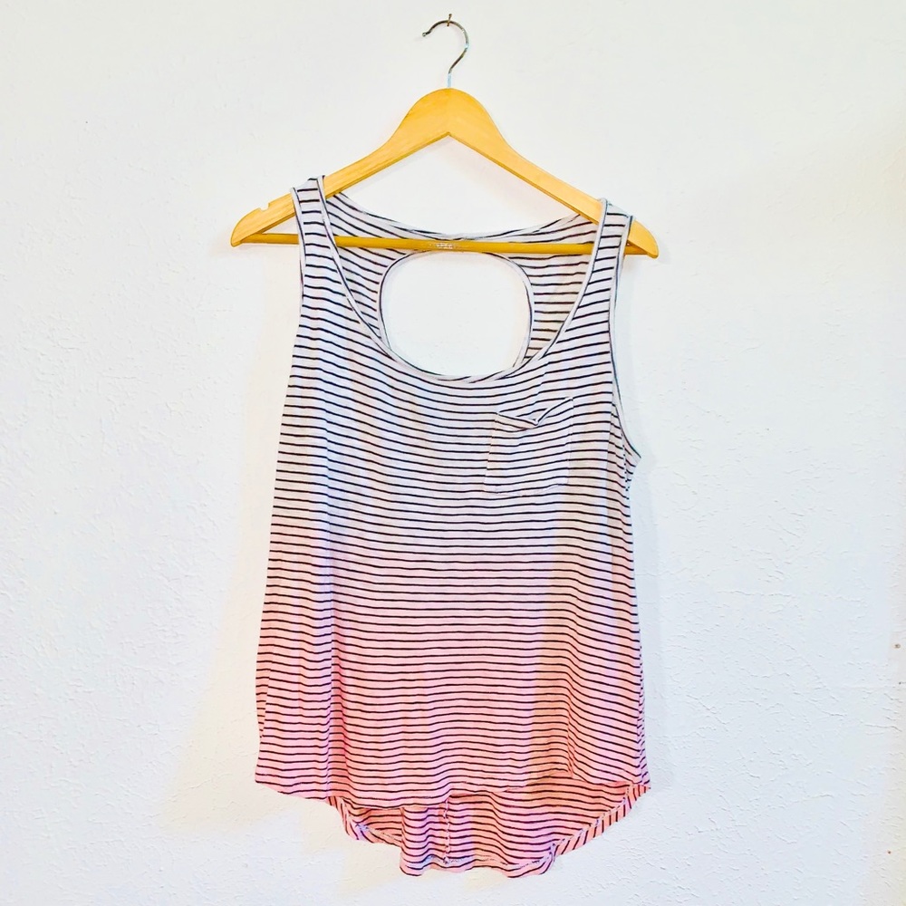 Torrid pink and white striped ombré top size 0